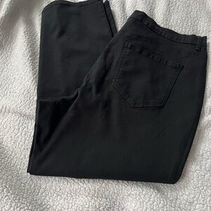 Gloria Vanderbilt-Amanda-black 22w Make a offer